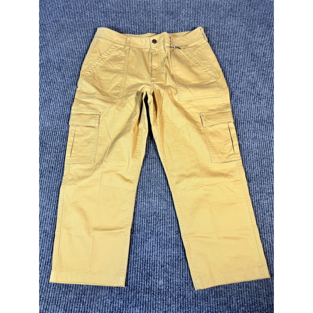 LL Bean Cargo Capri Pants Womens 14P 34 34x24 Straight Leg Mid Rise Hiking Khaki